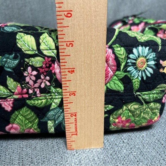 Vera Bradley Tote and Pouch Set - Picture 2 of 15